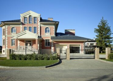 2-уровневый коттедж, 1067 м2, 135&nbsp;000&nbsp;000 руб.
